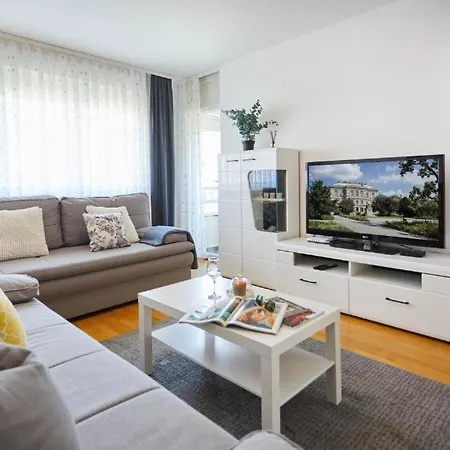 Apartment Madral Zagabria Esterno foto