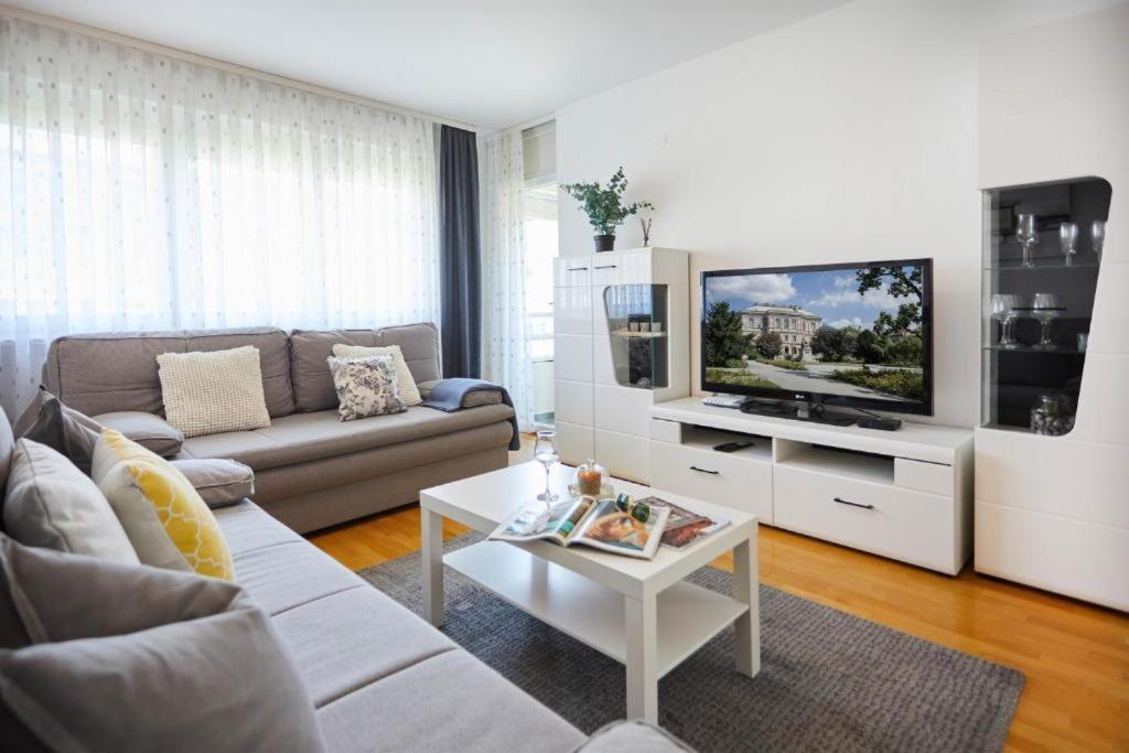 Apartment Madral Zagreb